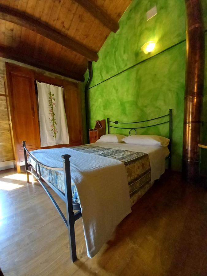 Апартаменти Casina La Quercia Санта-Софія Екстер'єр фото