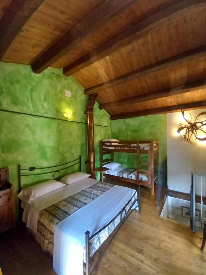 Апартаменти Casina La Quercia Санта-Софія Екстер'єр фото