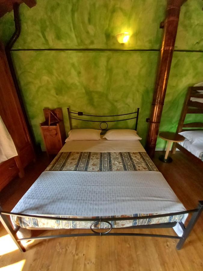 Апартаменти Casina La Quercia Санта-Софія Екстер'єр фото
